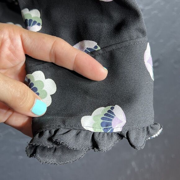 Aritzia Sunday Best Womens Size Small Black Floral Print Long Sleeve Button Down - Picture 8 of 15